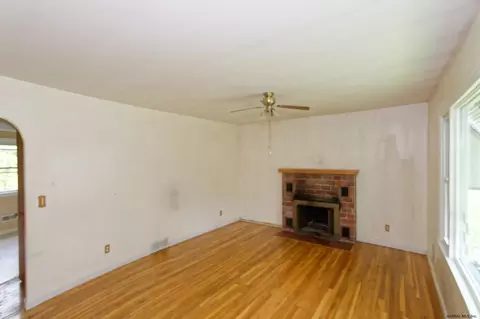 1467 Dalton Dr, Schenectady, NY 12308 photo 10