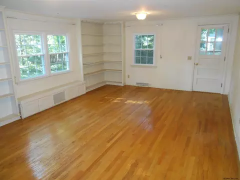 4 Boyle Rd, Glenville, NY 12302 photo 13