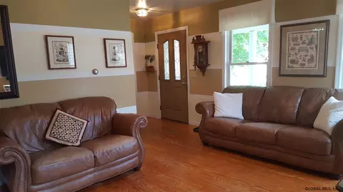 4 Pineview Dr, Greenwich, NY 12834 photo 3