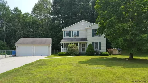 4 Pineview Dr, Greenwich, NY 12834 photo 1