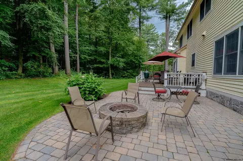 837 Greenthorne Blvd, Schenectady, NY 12303 photo 24