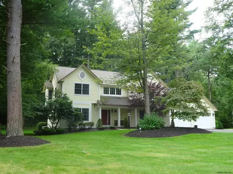 837 Greenthorne Blvd, Schenectady, NY 12303 photo 1