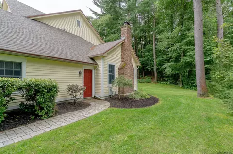 837 Greenthorne Blvd, Schenectady, NY 12303 photo 25