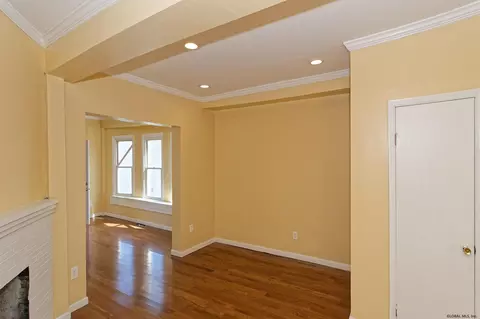 2 Charles St, Schenectady, NY 12304 photo 12
