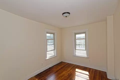 2 Charles St, Schenectady, NY 12304 photo 23
