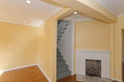 2 Charles St, Schenectady, NY 12304 photo 7