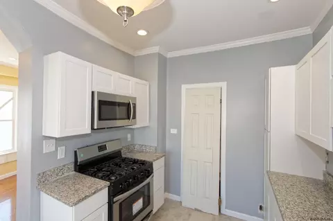2 Charles St, Schenectady, NY 12304 photo 18