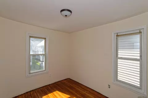 2 Charles St, Schenectady, NY 12304 photo 24