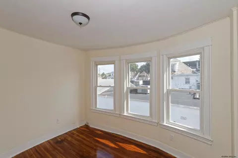 2 Charles St, Schenectady, NY 12304 photo 21