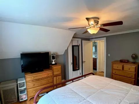 10 Euclid Ave, Delmar, NY 12054 photo 19