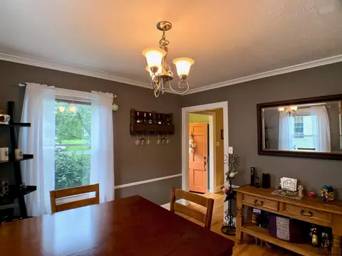 10 Euclid Ave, Delmar, NY 12054 photo 9