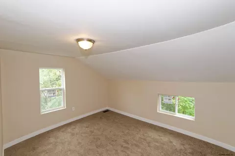 36 Chapman St, Corinth, NY 12822 photo 9