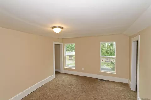 36 Chapman St, Corinth, NY 12822 photo 12