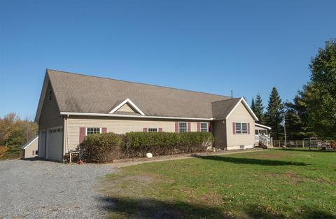 337 Ridge Rd, Broadalbin, NY 12025 photo 3
