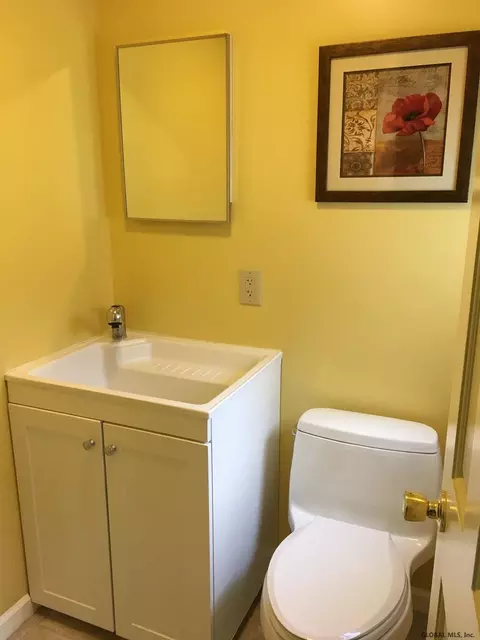 2755 Greeley St, Schenectady, NY 12304 photo 34
