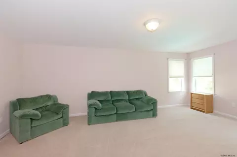 77 Corrit Dr, Delmar, NY 12054 photo 39