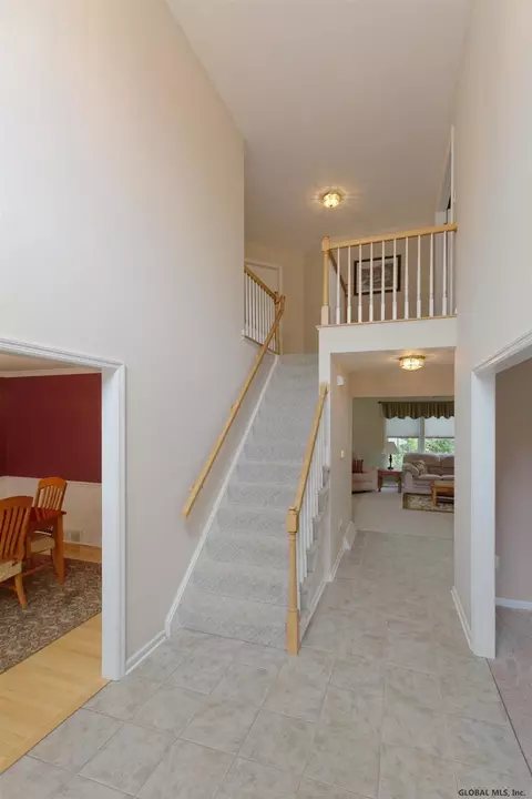 77 Corrit Dr, Delmar, NY 12054 photo 5