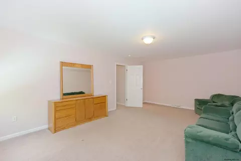 77 Corrit Dr, Delmar, NY 12054 photo 40
