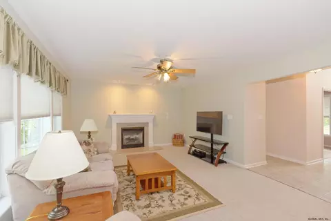 77 Corrit Dr, Delmar, NY 12054 photo 15