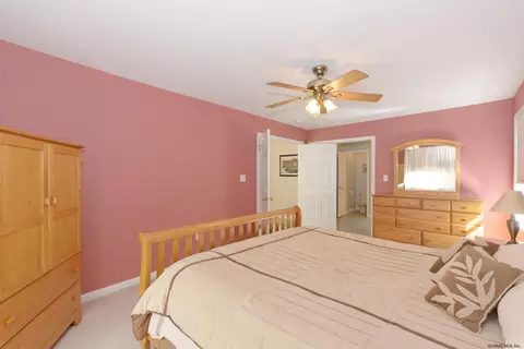 77 Corrit Dr, Delmar, NY 12054 photo 31