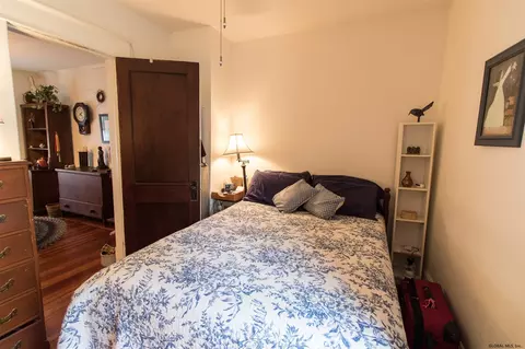 23 Nassau Ave, Schenectady, NY 12304 photo 9