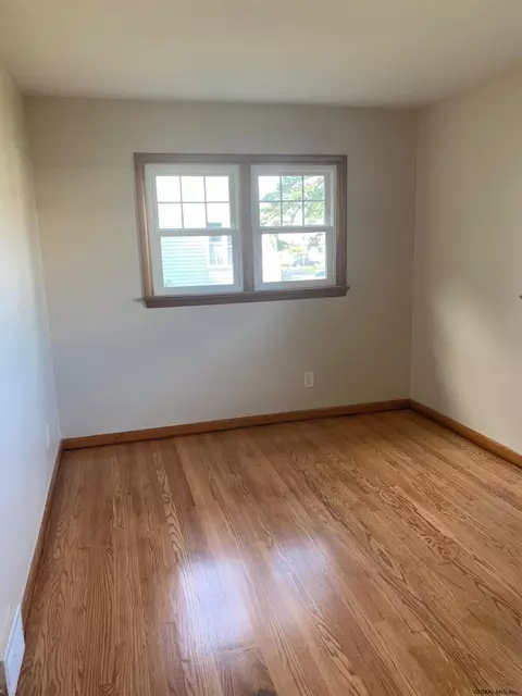 80 Marshall Ave, Schenectady, NY 12304 photo 19