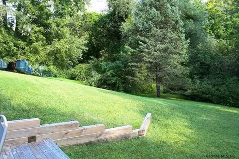 81 Algonquin Rd, Halfmoon, NY 12065 photo 23