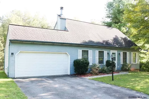 81 Algonquin Rd, Halfmoon, NY 12065 photo 32