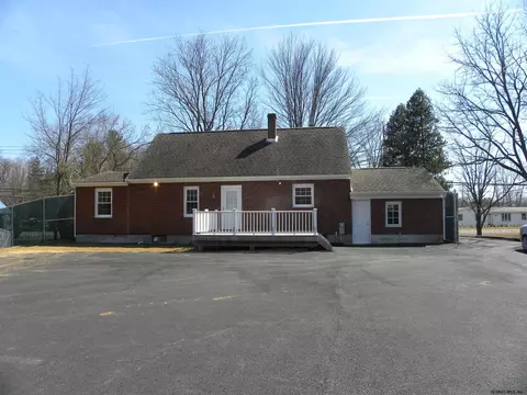 425 Rt 146, Clifton Park, NY 12065 photo 2