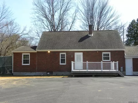 425 Rt 146, Clifton Park, NY 12065 photo 3