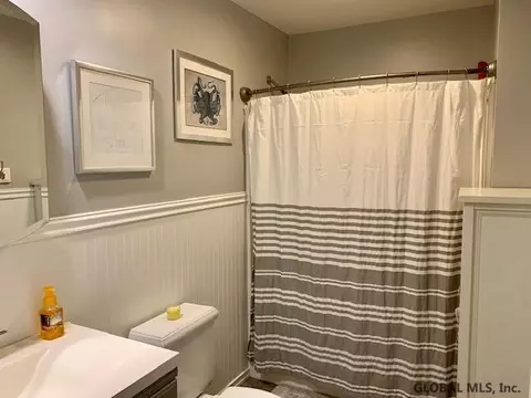 100 Elsmere Ave, Delmar, NY 12054 photo 23
