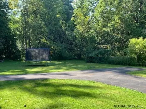 100 Elsmere Ave, Delmar, NY 12054 photo 7