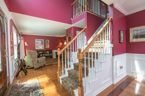 27 Trumpeter Pl, Slingerlands, NY 12159 photo 4