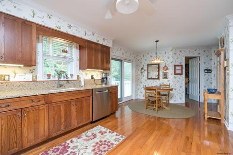 27 Trumpeter Pl, Slingerlands, NY 12159 photo 13