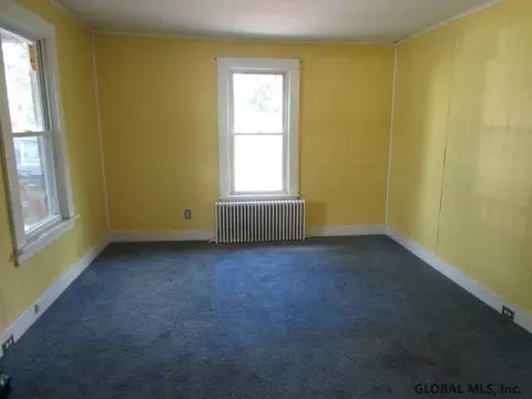 444 Maple Ave, Selkirk, NY 12158 photo 3