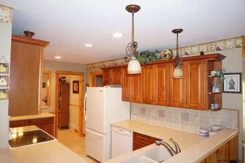 13 State St, Edinburg, NY 12835 photo 5
