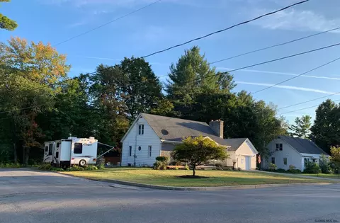 32 Beech St, Corinth, NY 12822 photo 12