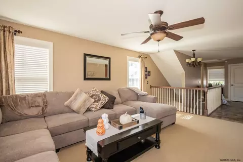 2000 Curry Rd #38, Schenectady, NY 12303 photo 7