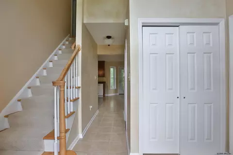 81 Corrit Dr, Delmar, NY 12054 photo 14