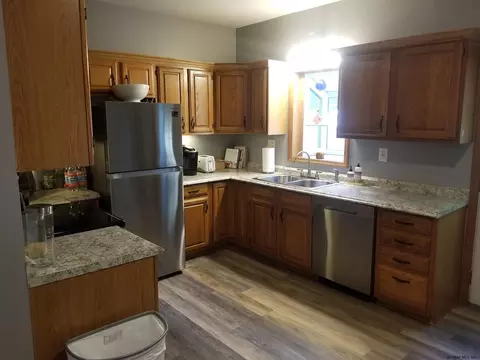 115 Pine St, Corinth, NY 12822 photo 8