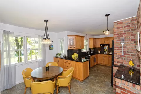 11 Sunset Dr, Delmar, NY 12054 photo 7