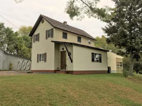 83 Werner Rd, Halfmoon, NY 12065 photo 1