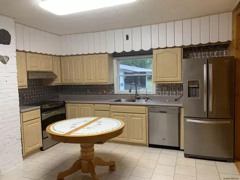 83 Werner Rd, Halfmoon, NY 12065 photo 13