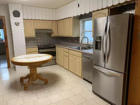 83 Werner Rd, Halfmoon, NY 12065 photo 15