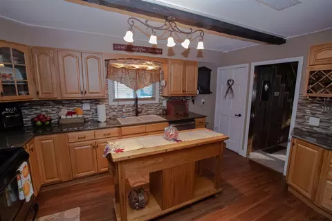 147 E State St, Johnstown, NY 12095 photo 13