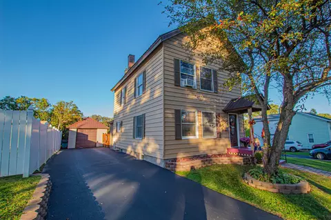 147 E State St, Johnstown, NY 12095 photo 1