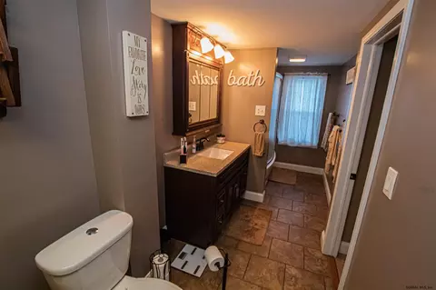 147 E State St, Johnstown, NY 12095 photo 22