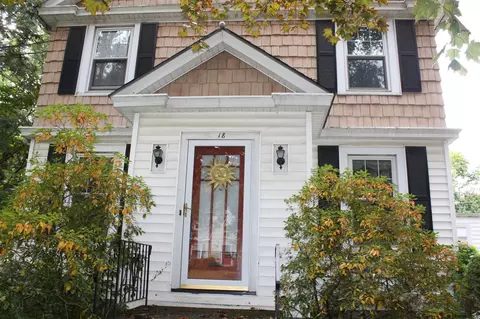 18 Nathaniel Blvd, Delmar, NY 12054 photo 2