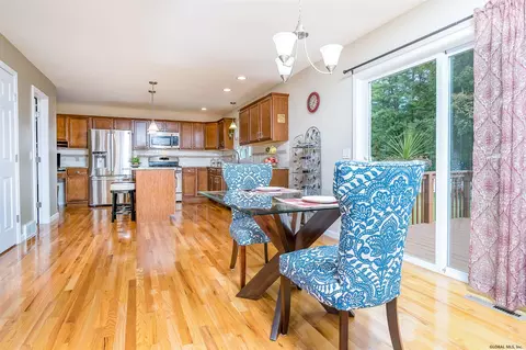 29 Burnham Rd, Wilton, NY 12831 photo 7