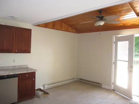 73 N Fourth Ave, Ilion, NY 13357 photo 4